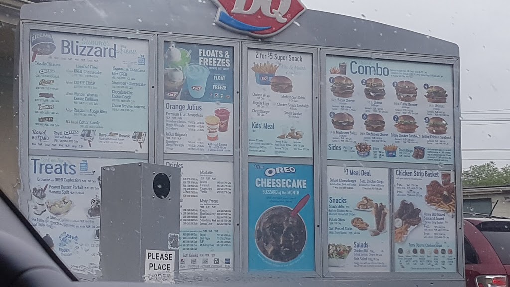 Dairy Queen | 828 Chemong Rd, Peterborough, ON K9H 5Z7, Canada | Phone: (705) 745-3002