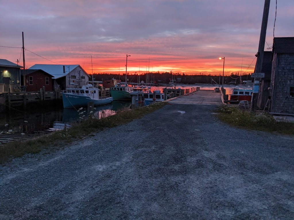 Fishermans Cove R.V. & Campground | 6718 Lighthouse Rte, Hunts Point, NS B0T 1G0, Canada | Phone: (902) 646-0160