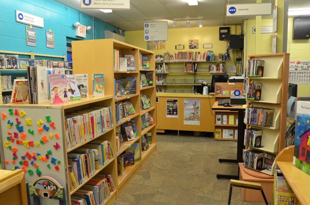Ottawa Public Library - Constance Bay | 262 Len Purcell Dr, Woodlawn, ON K0A 3M0, Canada | Phone: (613) 580-2940