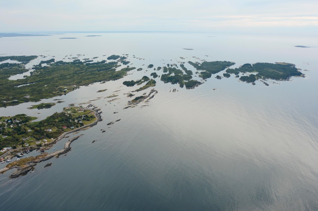 Pleasant Paddling | 245 The Point Rd, Lunenburg, NS B0J 2C0, Canada | Phone: (902) 541-9233