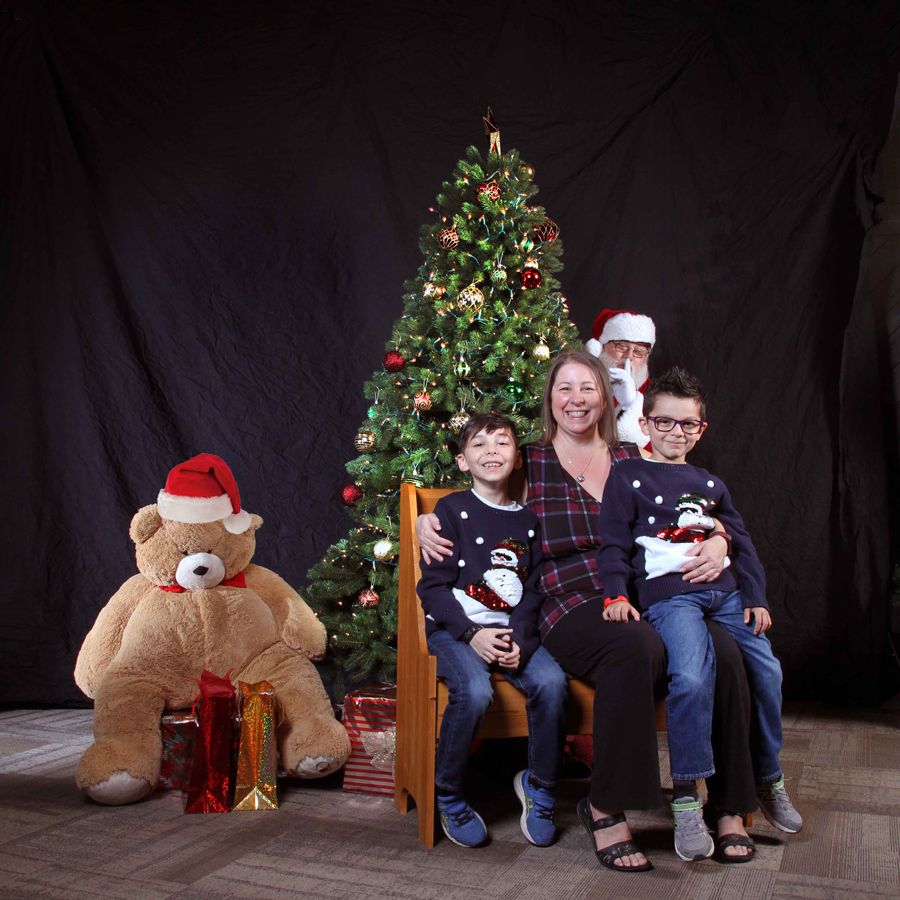 Santa Photos Calgary | 5225 101 St NW, Calgary, AB T3L 1S4, Canada | Phone: (403) 923-8804