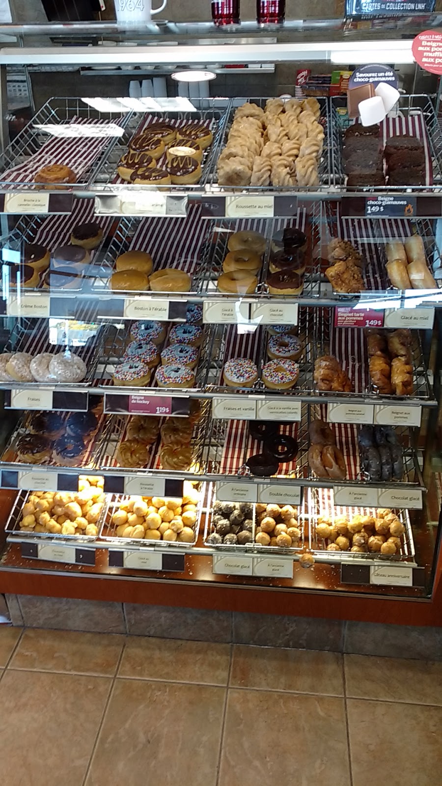 Tim Hortons | 11001 Boulevard Henri-Bourassa, Québec, QC G1G 3X4, Canada | Phone: (418) 622-9503