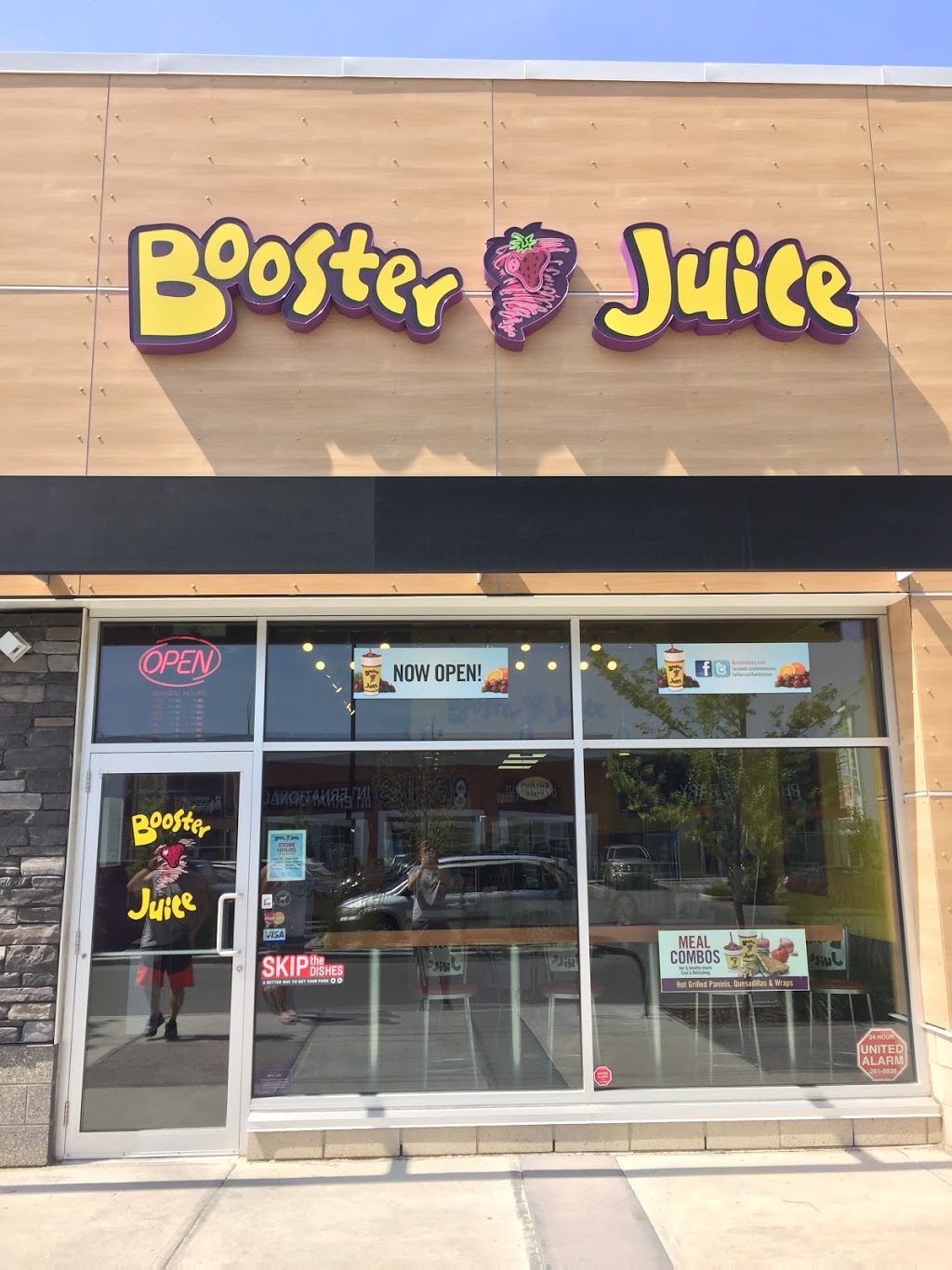 Booster Juice | 409 E Hills Blvd SE Unit #627, Calgary, AB T2A 4X7, Canada | Phone: (587) 470-1772