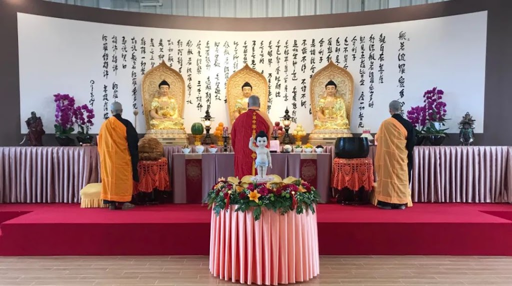 Fo Guang Shan Temple | 6688 Ottawa Regional Rd 10, Richmond, ON K0A 2Z0, Canada | Phone: (613) 759-8111