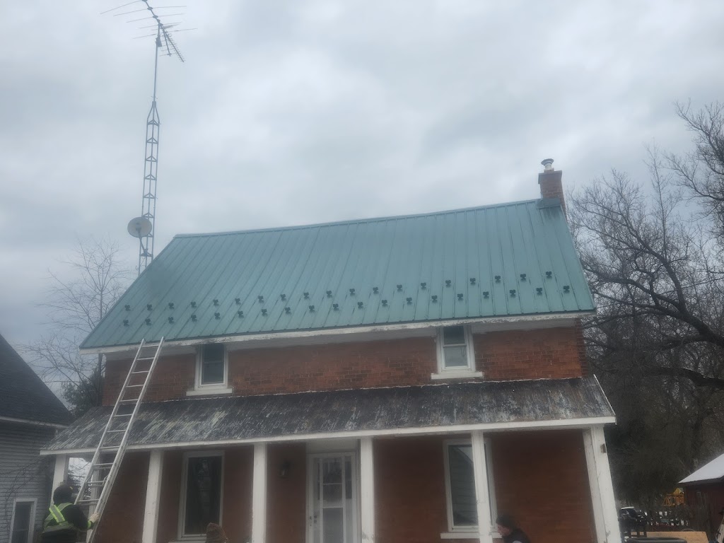 Mike OHara Roofing and Metal | 51 Pembroke St, Cobden, ON K0J 1K0, Canada | Phone: (807) 357-8581