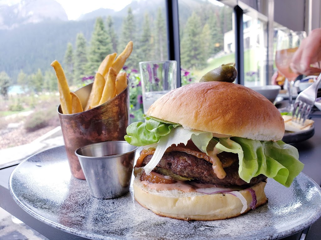 Lakeview Lounge | 111 Lake Louise Dr, Lake Louise, AB T0L 1E0, Canada | Phone: (403) 522-3511