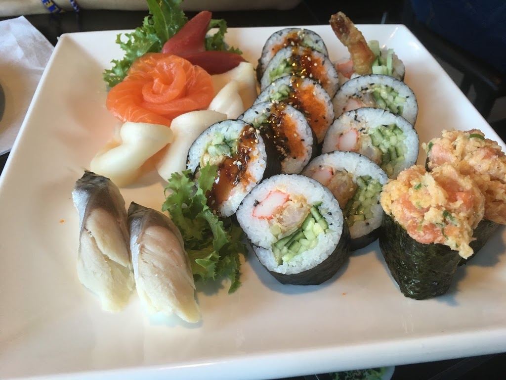 Restaurant SMS Sushi | 116 Boulevard Churchill, Greenfield Park, QC J4V 2L9, Canada | Phone: (450) 671-2333