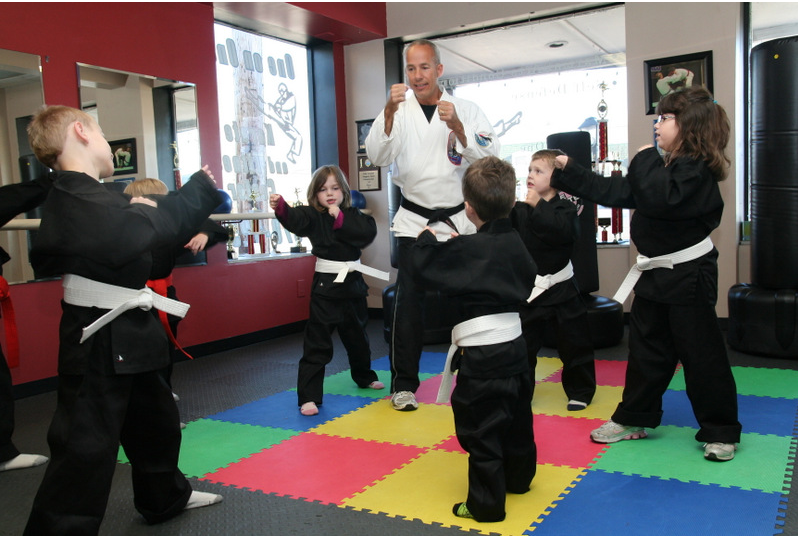 One on One Fitness & Karate Center Inc | 9142 Main St, Clarence, NY 14031, USA | Phone: (716) 570-3252
