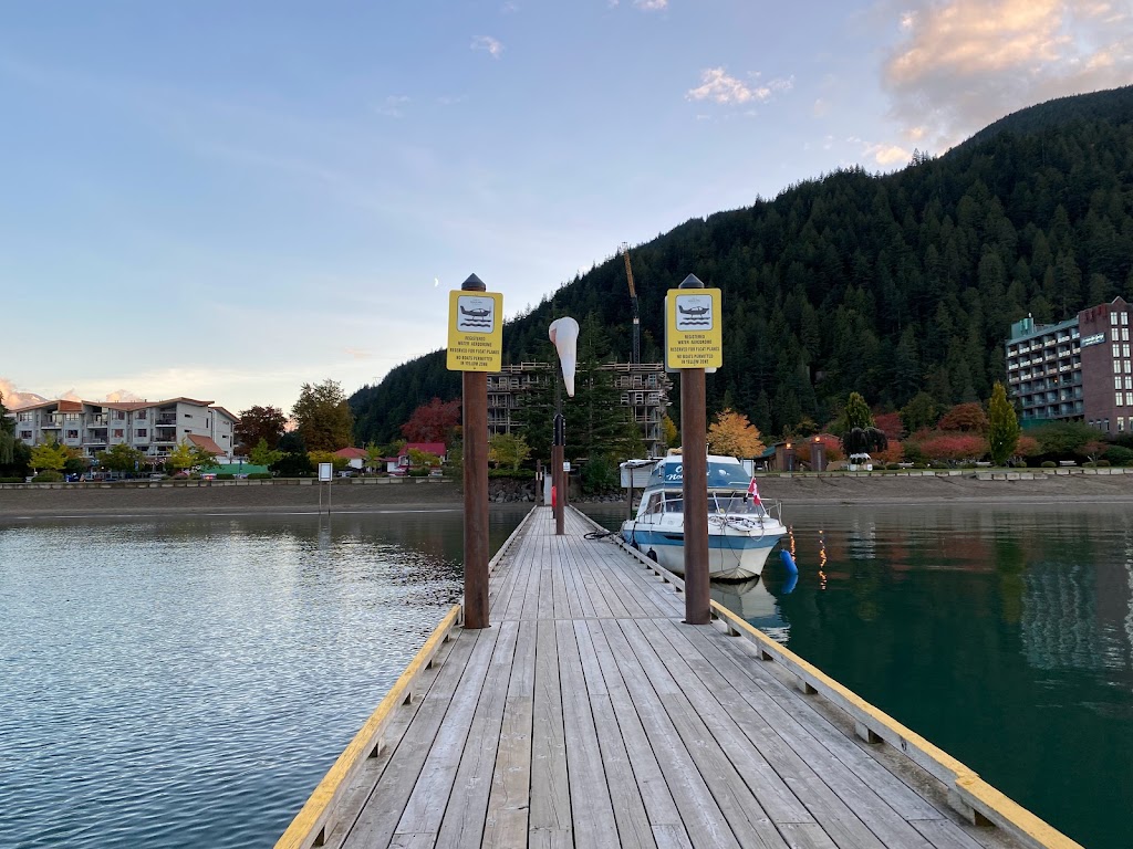 Harrison Hot Springs Marina | 102 Rockwell Dr, Harrison Hot Springs, BC V0M 1K0, Canada | Phone: (604) 796-8623