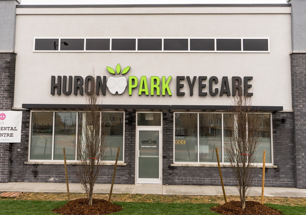 Huron Park Dental & Eyecare Centre | 125 Seabrook Dr Unit C, Kitchener, ON N2R 0L4, Canada | Phone: (519) 742-2828