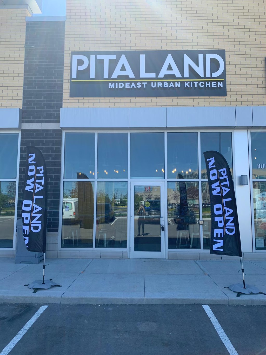 Pita Land | 70 World Dr Unit A6, Mississauga, ON L5T 2Z3, Canada | Phone: (905) 696-7842