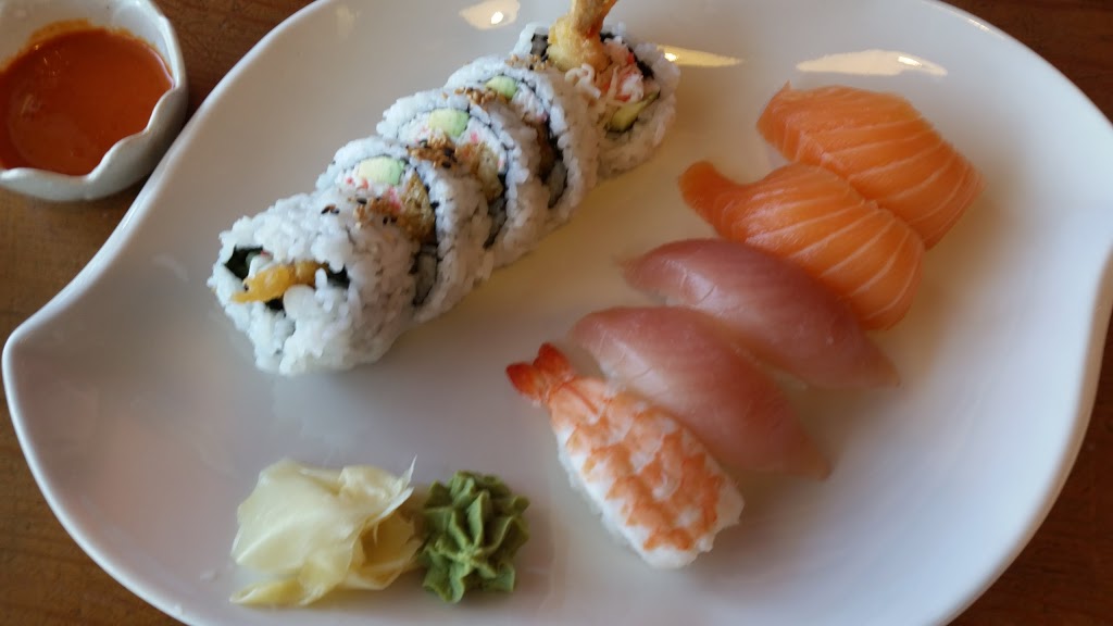 Ding Sushi Japenese Restaurant | 6351 152 St #103, Surrey, BC V3K 3S8, Canada | Phone: (604) 507-0811