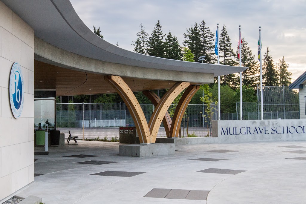 Mulgrave School | 2330 Cypress Bowl Ln, West Vancouver, BC V7S 3H9, Canada | Phone: (604) 922-3223