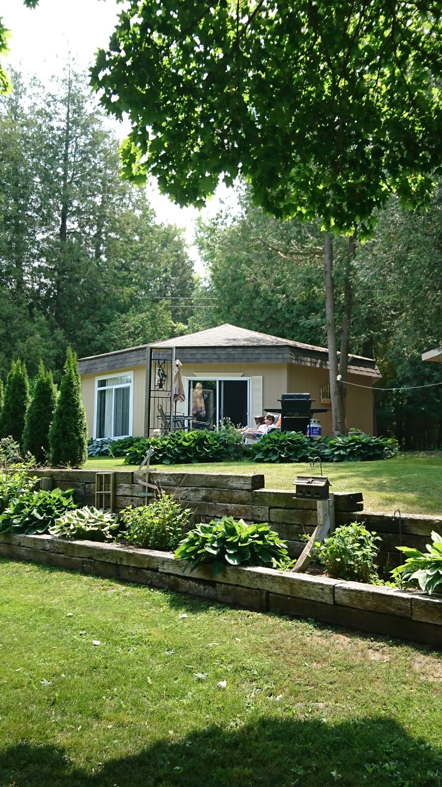 Lime Kiln Cottages | 96 Victoria St, Tiverton, ON N0G 2T0, Canada | Phone: (519) 368-5136