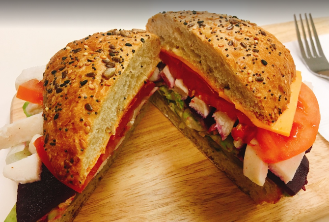 Snack Haven Deli | 17505 107 Ave NW #102, Edmonton, AB T5S 1E5, Canada | Phone: (780) 486-1482