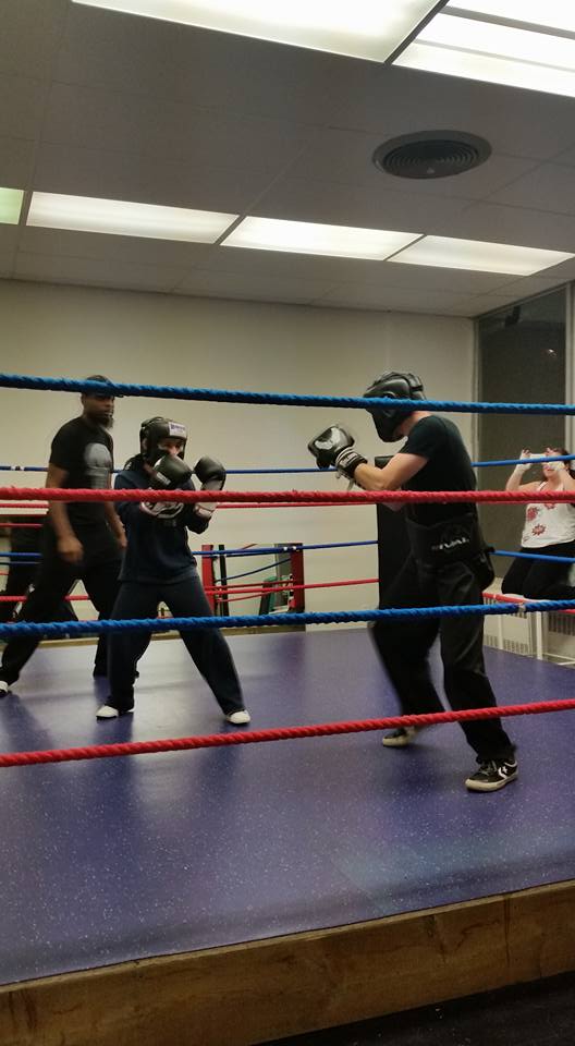 Jamestown Boxing Club | 373 Wilson Rd S, Oshawa, ON L1H 6C6, Canada | Phone: (905) 240-3500