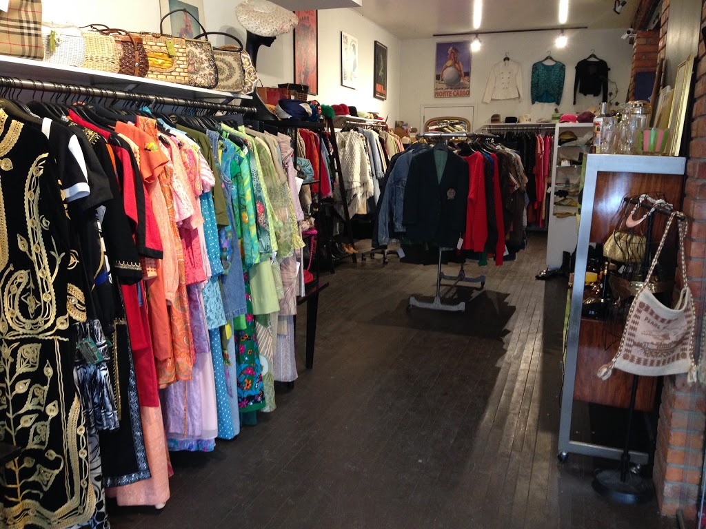 Vintagesoulgeek | 279 King St E, Hamilton, ON L8N 1B9, Canada | Phone: (905) 518-1733