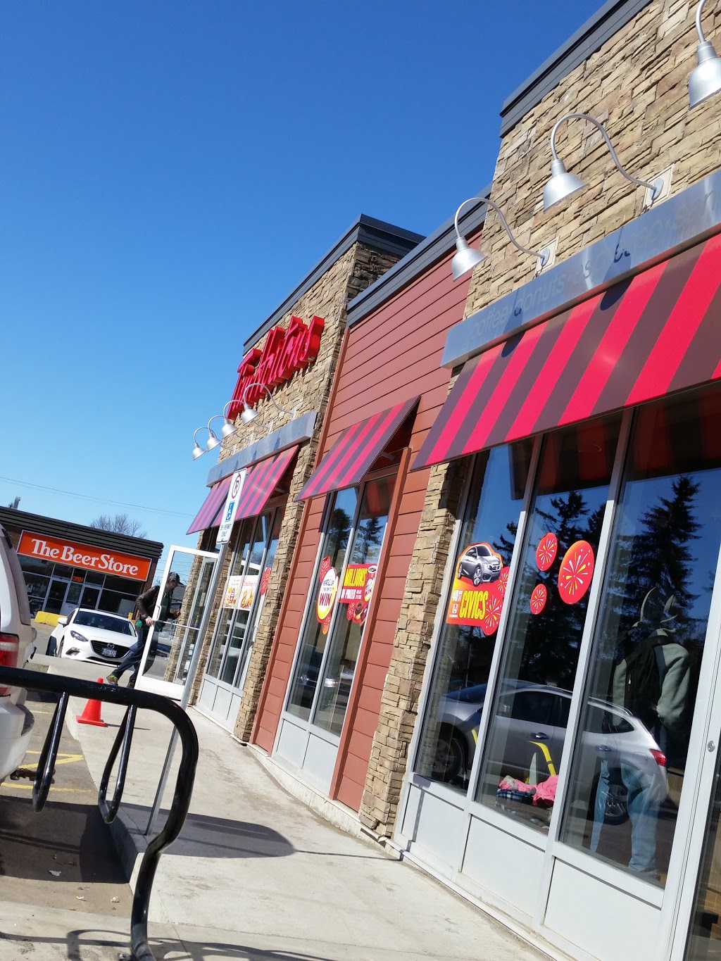 Tim Hortons | 419 North, Edward St N, Thunder Bay, ON P7C 4P7, Canada | Phone: (807) 475-3577