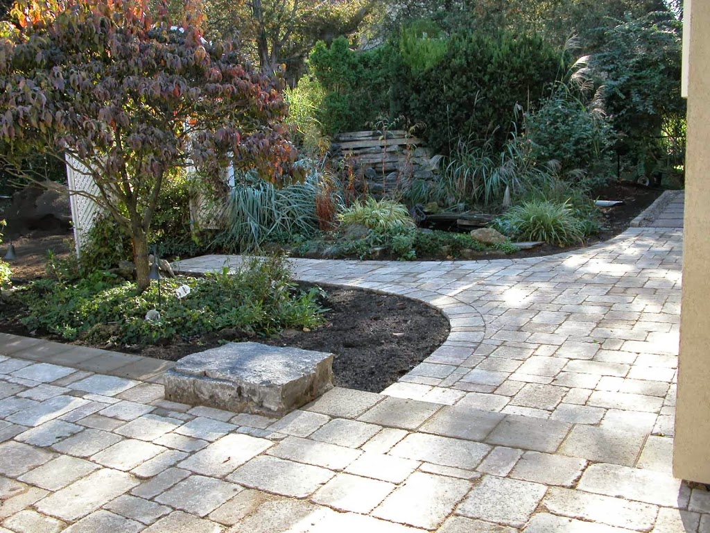 BCH Landscaping Design | 39 Kenninghall Blvd, Mississauga, ON L5N 1J5, Canada | Phone: (905) 814-1552