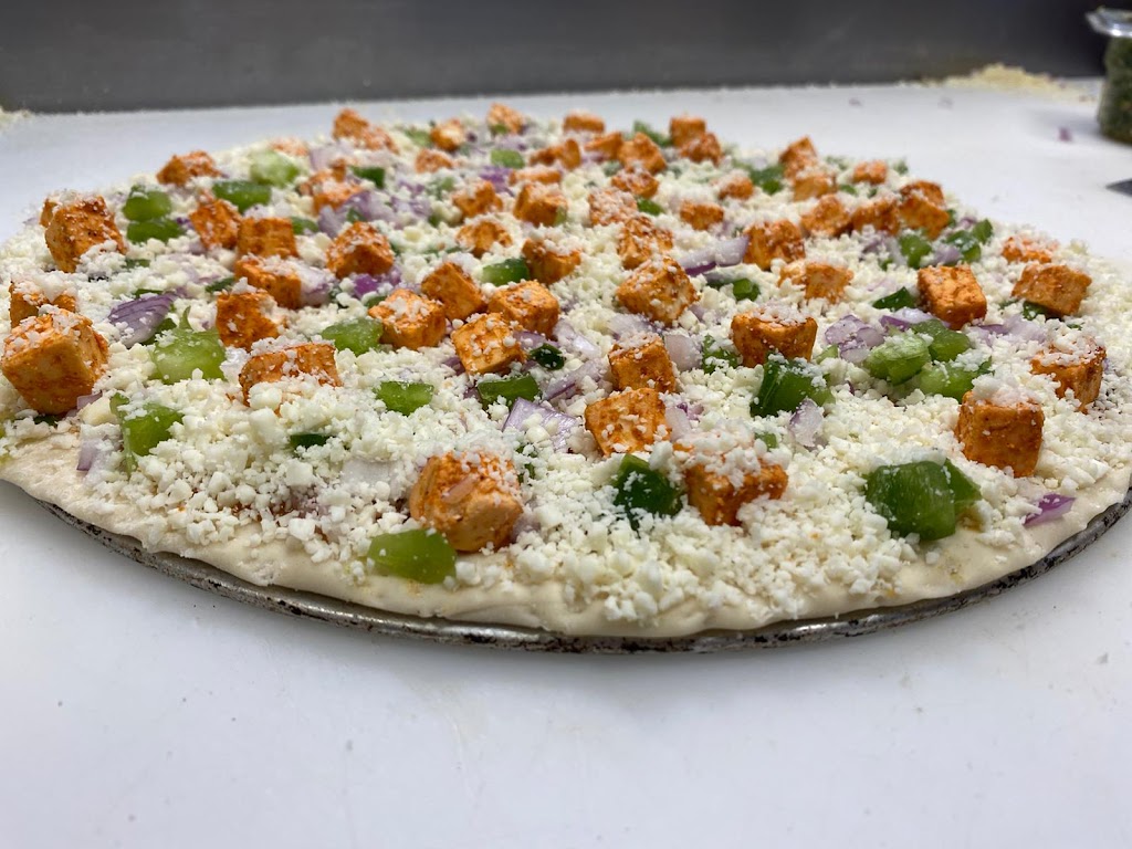 City South Pizza | 7939 Lundys Ln, Niagara Falls, ON L2H 1H1, Canada | Phone: (905) 358-0123