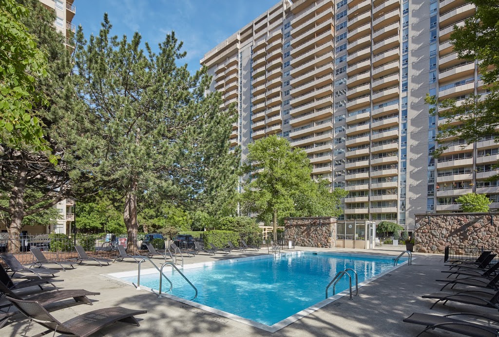 Bretton Place | 44 Jackes Ave, Toronto, ON M4T 1E2, Canada | Phone: (833) 420-7553