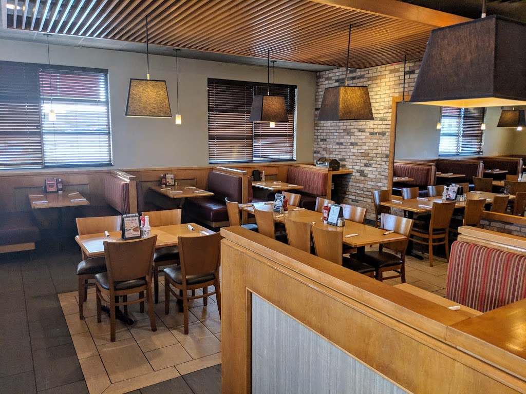 Swiss Chalet Rotisserie & Grill | 1663 Kenaston Blvd, Winnipeg, MB R3P 2M4, Canada | Phone: (204) 487-0750