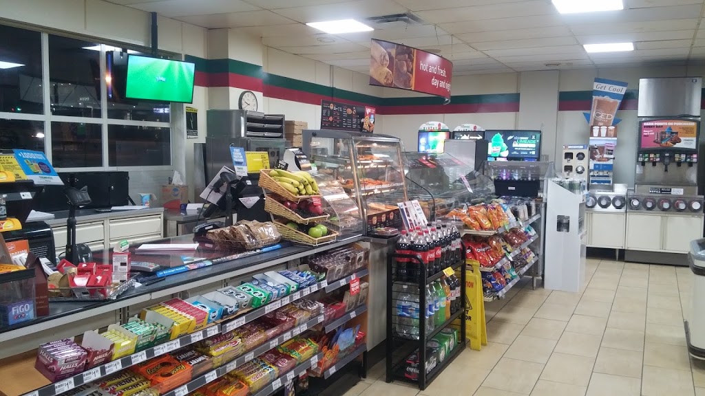 7-Eleven | 6389 120 St, Delta, BC V4E 2A6, Canada | Phone: (604) 591-7744