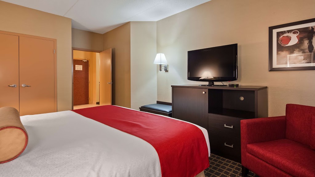 Best Western Plus Burlington Inn & Suites | 2412 Queensway Dr, Burlington, ON L7R 3T3, Canada | Phone: (905) 639-2700