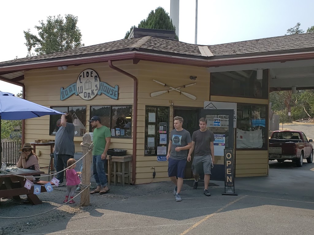 Orcas Village Store | 10 Killebrew Lake Rd, Orcas, WA 98280, USA | Phone: (360) 376-8860