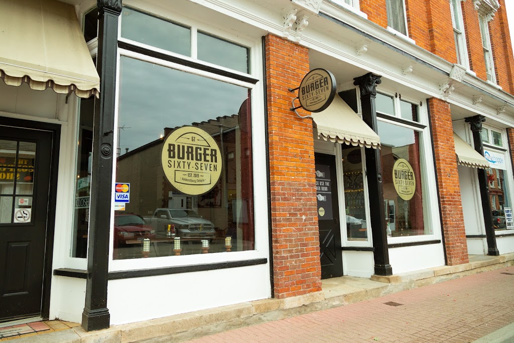 Burger 67 | 67 Murray St, Amherstburg, ON N9V 1H8, Canada | Phone: (519) 736-0443