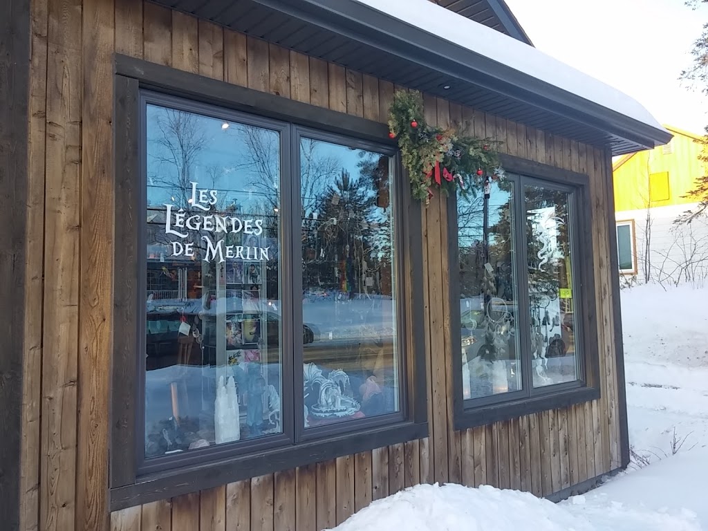 Legendes De Merlin | 2315 Rue de lÉglise, Val-David, QC J0T 2N0, Canada | Phone: (819) 320-0227