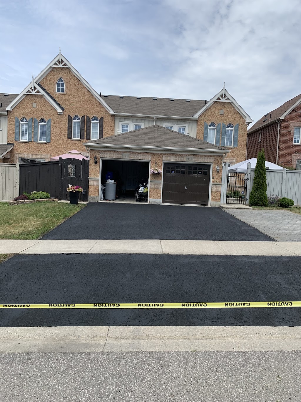 Elite Driveway Sealing | 90 Sprucewood Crescent, Bowmanville, ON L1C 5C9, Canada | Phone: (289) 203-4686