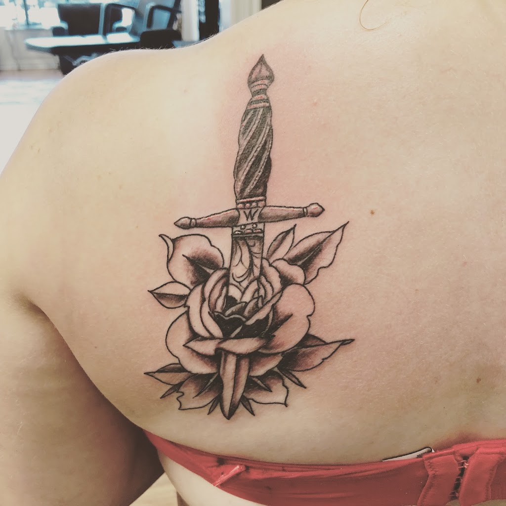 Rebel Tattoo Company | 384 Yonge St, Barrie, ON L4N 4C8, Canada | Phone: (705) 252-1222