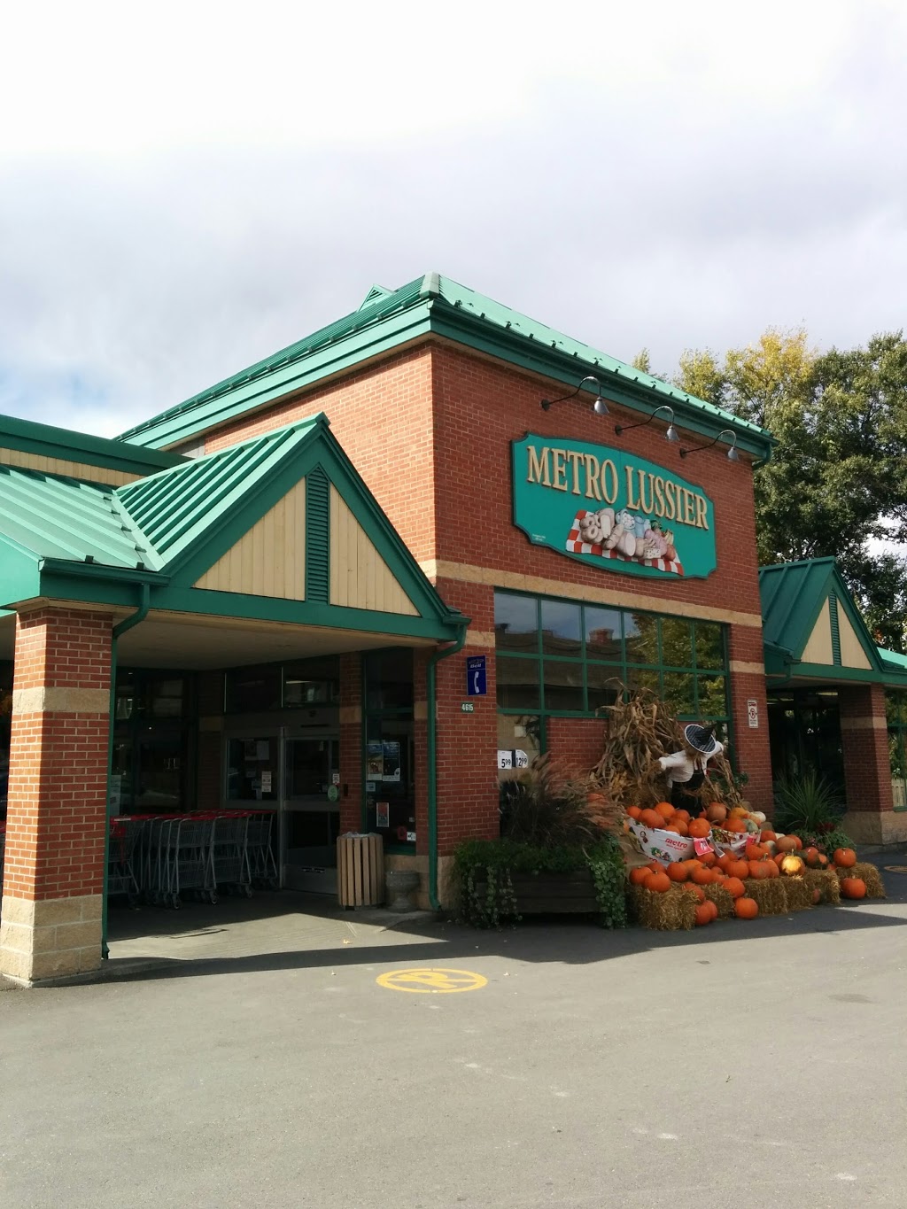 Metro Lussier Waterloo | 4615 Rue Foster, C.P. 80, Waterloo, QC J0E 2N0, Canada | Phone: (450) 539-2833