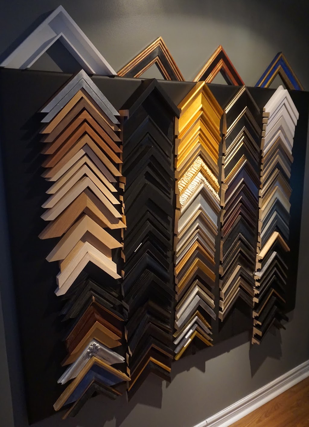 Gesso & Bole Picture Framing | 414 Vendevale Ave, Stittsville, ON K2S 0M6, Canada | Phone: (613) 324-9839