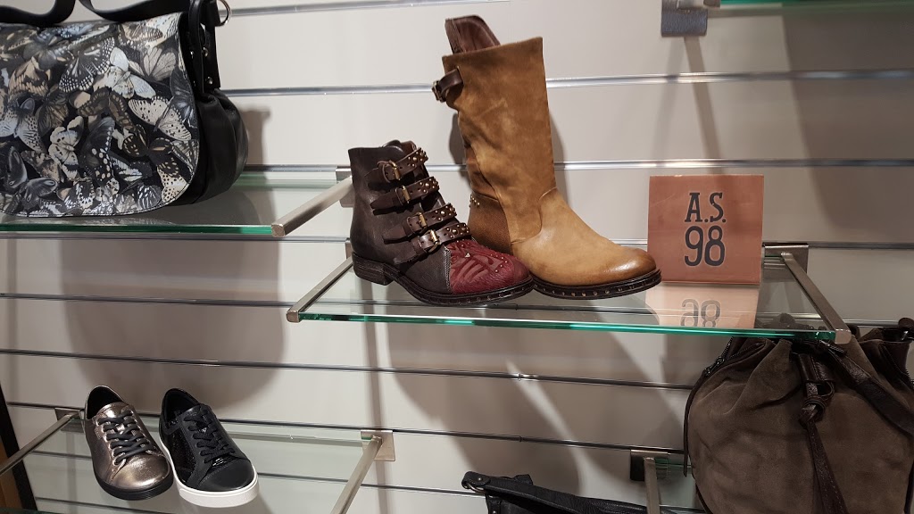 Caron Chaussures | 4830 Boulevard des Forges, Trois-Rivières, QC G8Y 1W9, Canada | Phone: (819) 376-2413