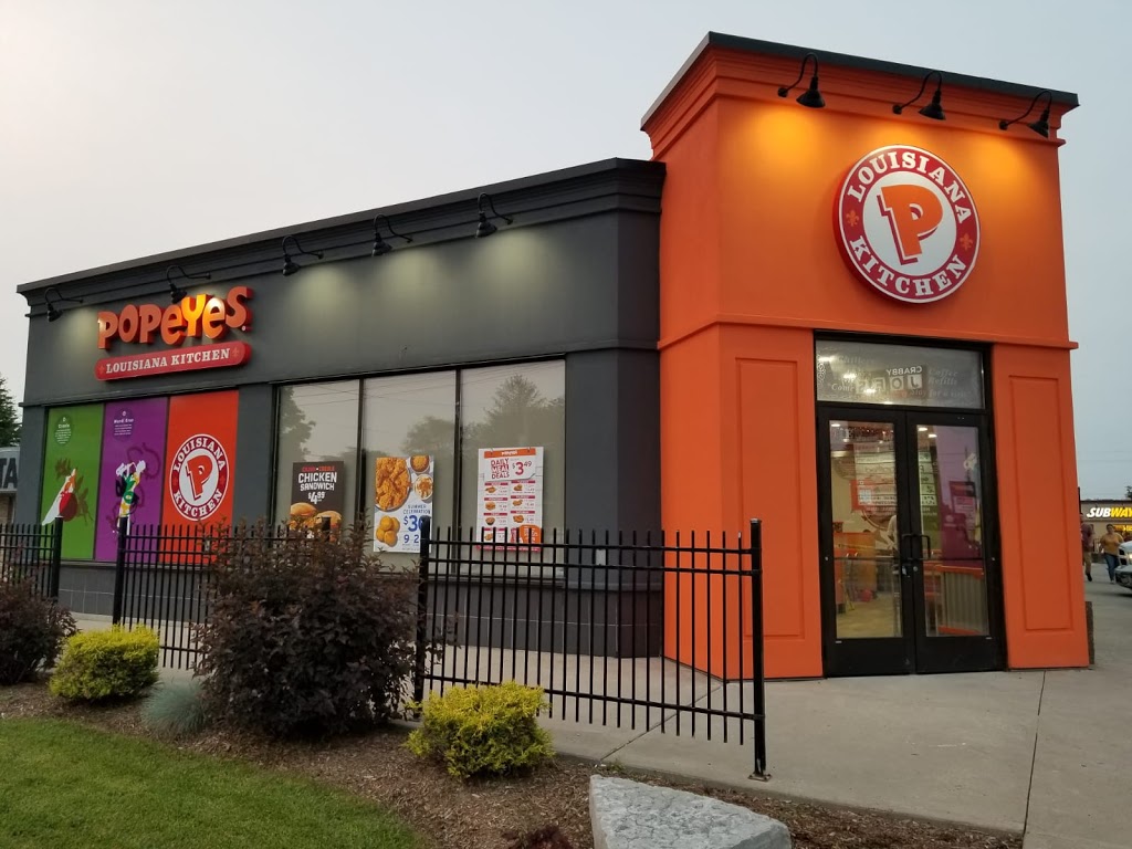 Popeyes Louisiana Kitchen | 1 275, 323 Caradoc St S Unit1, Strathroy, ON N7G 2P3, Canada | Phone: (519) 245-3312