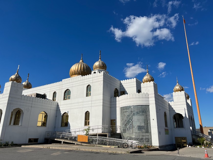 Gurdwara Guru Nanak Darbar LaSalle Montreal | 7801 Rue Cordner, LaSalle, QC H8N 2X2, Canada | Phone: (514) 595-1881