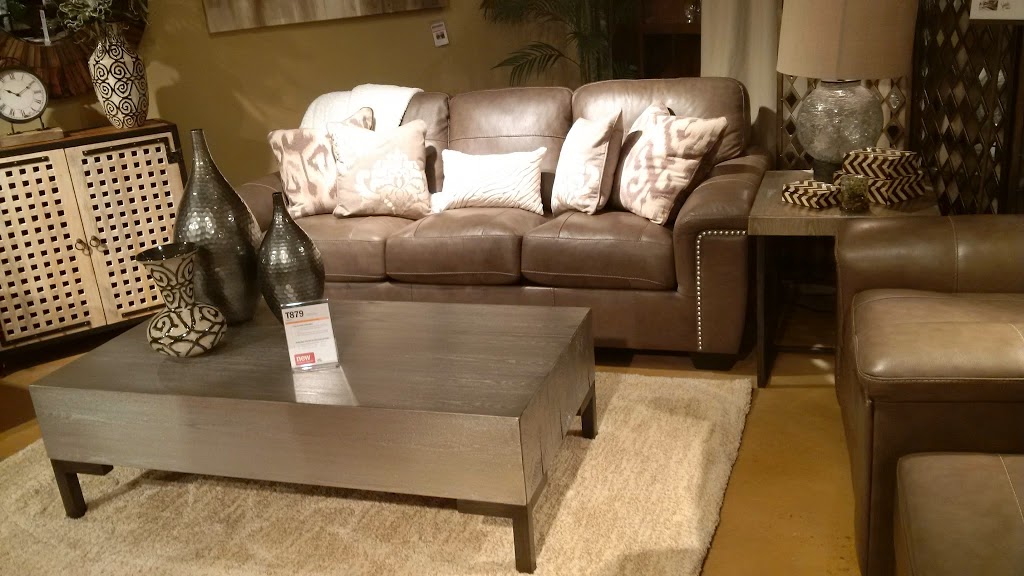 St. Jacobs Furniture House | 30 Benjamin Rd, Waterloo, ON N2V 2J9, Canada | Phone: (519) 746-0060