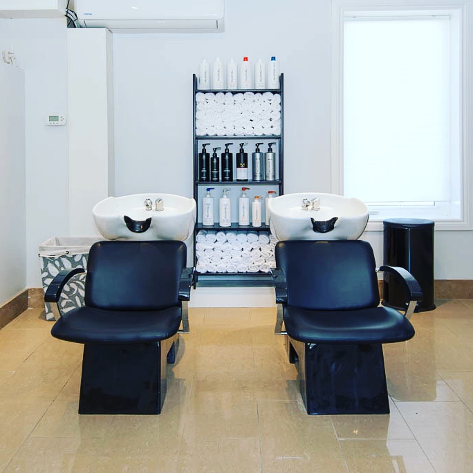 Kemac Beauty Hair Salon | 17865 Yonge St, Newmarket, ON L3Y 6A5, Canada | Phone: (905) 853-7030