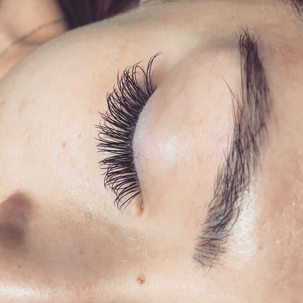 LashLife | 140 Inspire Blvd #2, Brampton, ON L6R 0B3, Canada | Phone: (905) 791-0002