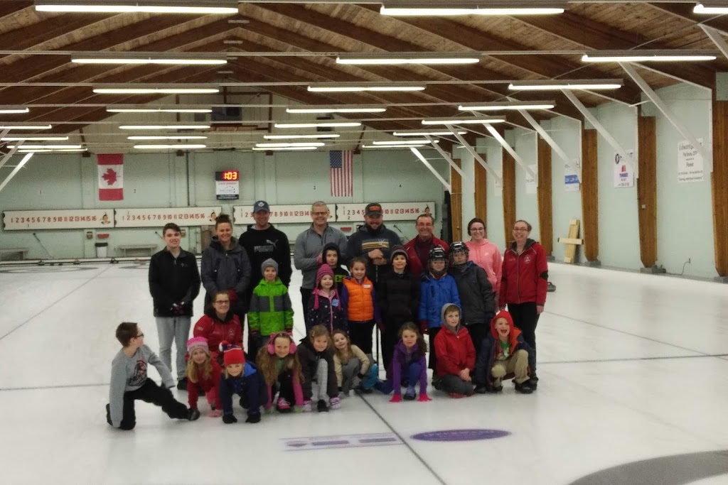 Forest Curling Club | 6276 Townsend Line, Forest, ON N0N 1J0, Canada | Phone: (519) 786-2736