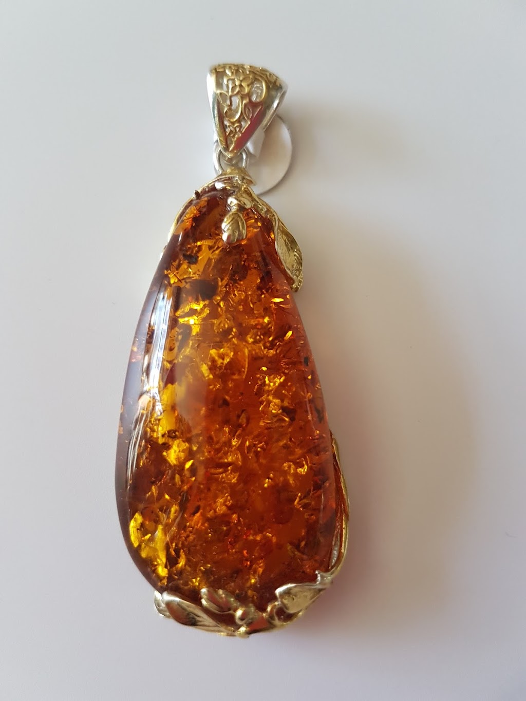 Amberela - Authentic Baltic Amber | 112 Lakeshore Rd W, Oakville, ON L6K 1E3, Canada | Phone: (905) 808-3133
