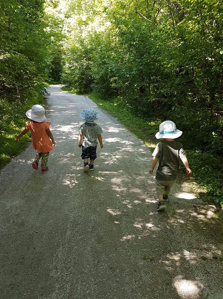 Hands in the Earth Preschool | 132 Stone Rd, Aurora, ON L4G 6Y1, Canada | Phone: (647) 637-6724