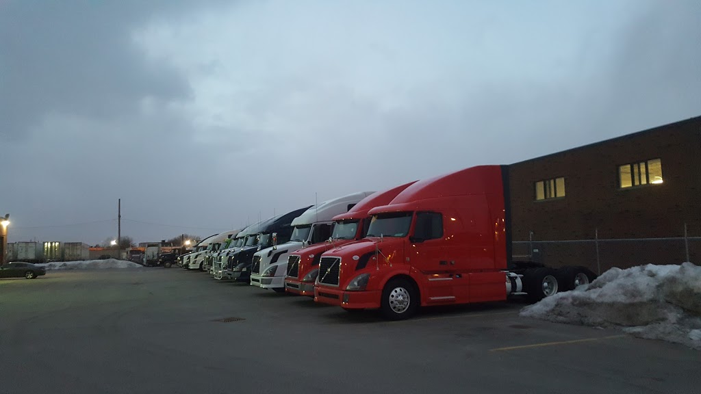 Arrow Truck Sales Canada | 1285 Shawson Dr, Mississauga, ON L4W 1C4, Canada | Phone: (905) 564-3411