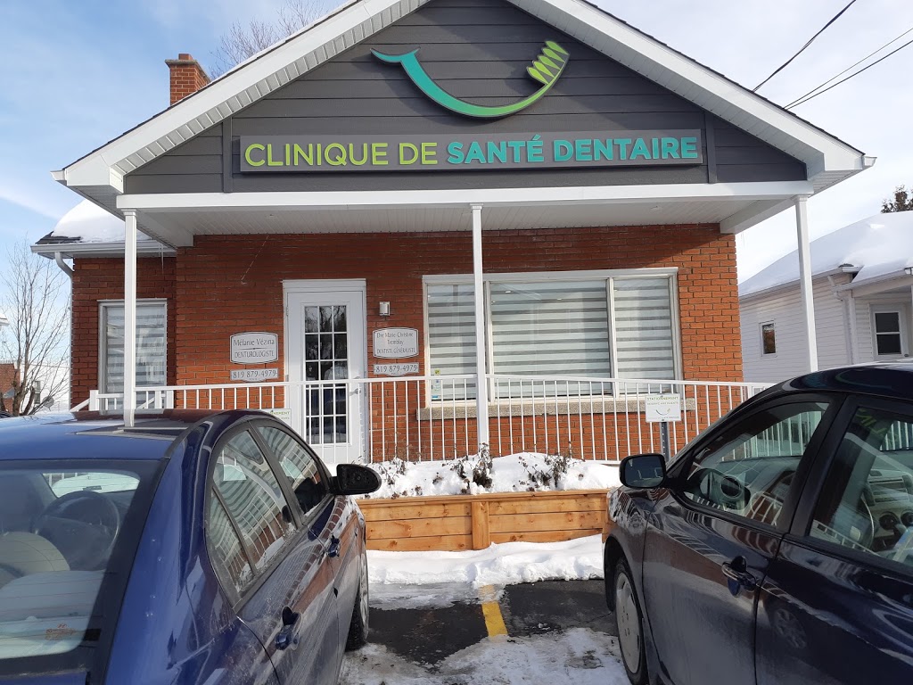 Clinique De Sante Dentaire | 339 1re Av, Asbestos, QC J1T 1Y6, Canada | Phone: (819) 879-4979