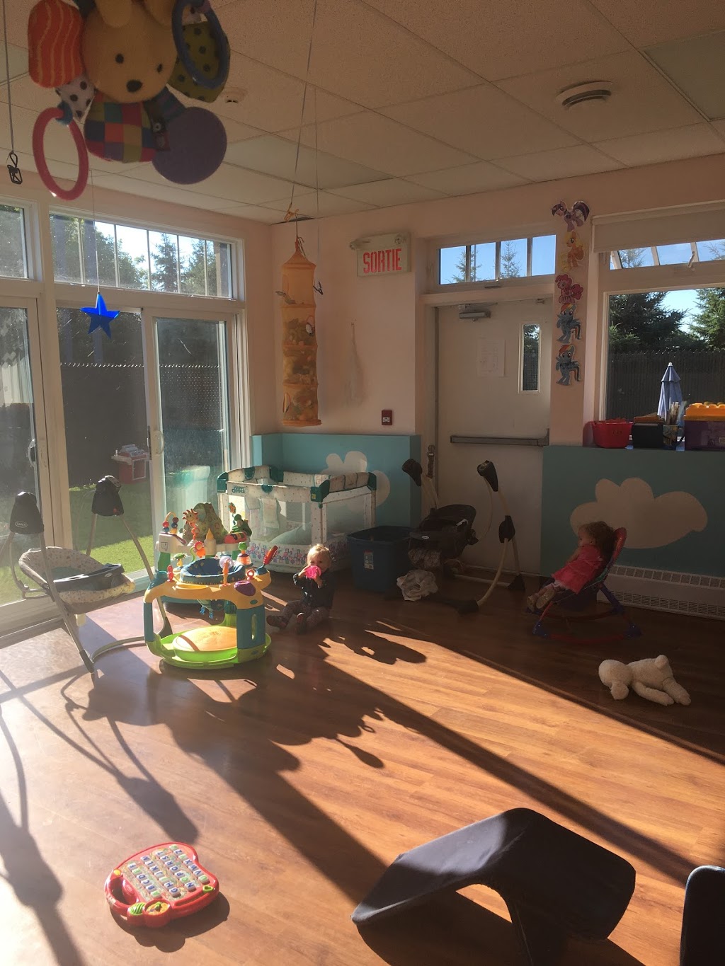 Centre Éducatif Et Pré-Maternelle Lacadémie Ii | 13950-B Rue de la Chapelle, Mirabel, QC J7J 2C8, Canada | Phone: (450) 432-7777