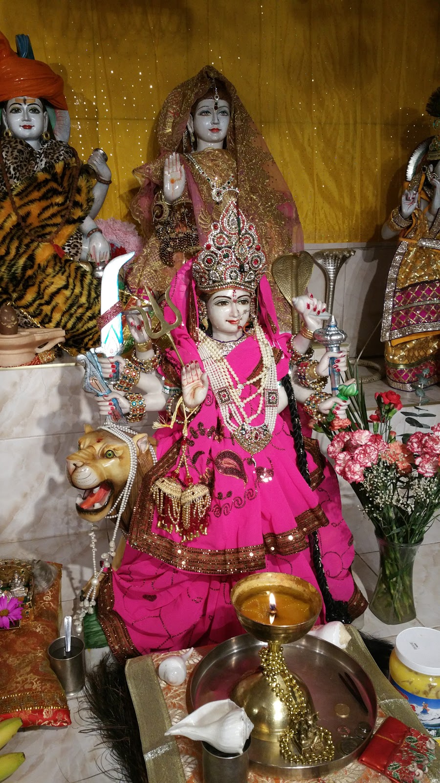 Gauri Shankar Mandir Brampton | 1061 Queen St W, Brampton, ON L6Y 0B7, Canada | Phone: (416) 319-6282