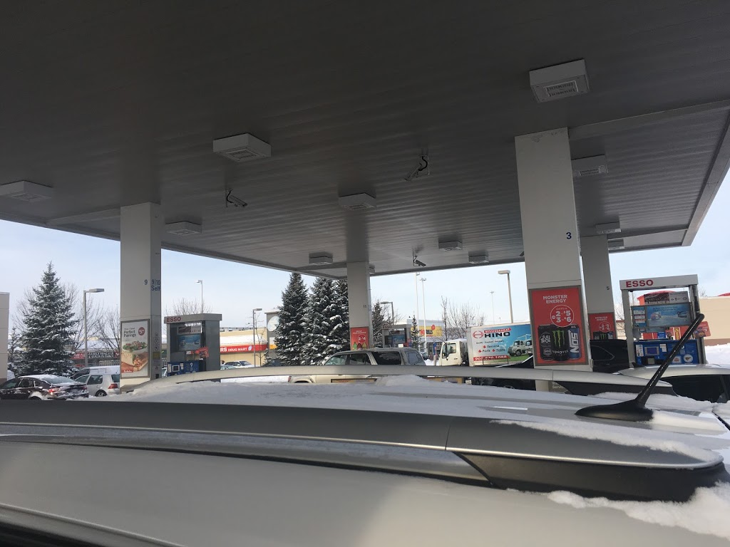 Esso | 7030 McLaughlin Rd, Mississauga, ON L5W 1W7, Canada | Phone: (905) 795-0832