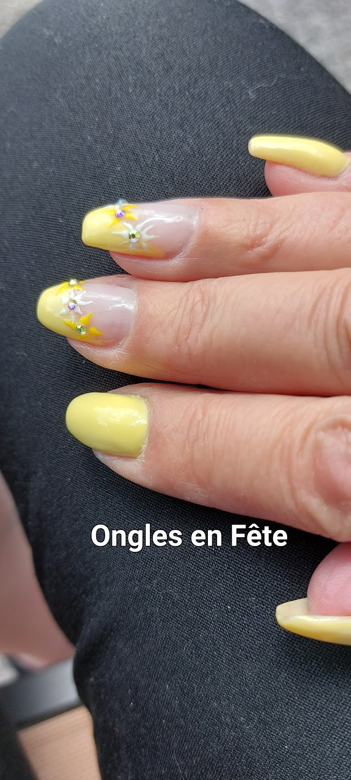 Marie "Ongles en Fête" | 805 Chem. Lessard, Chertsey, QC J0K 3K0, Canada | Phone: (450) 882-2729